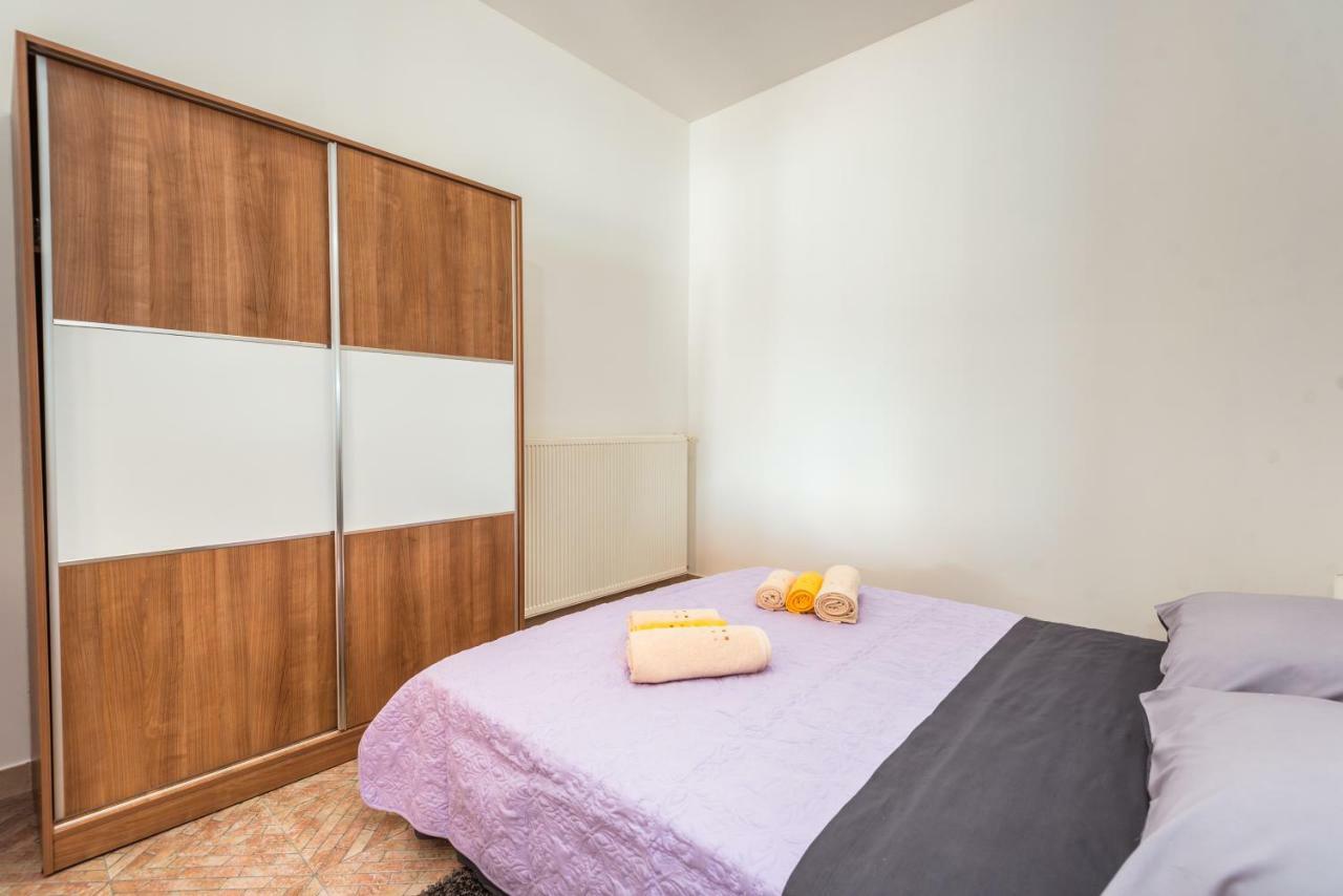 Marinus Apartments Blace Εξωτερικό φωτογραφία