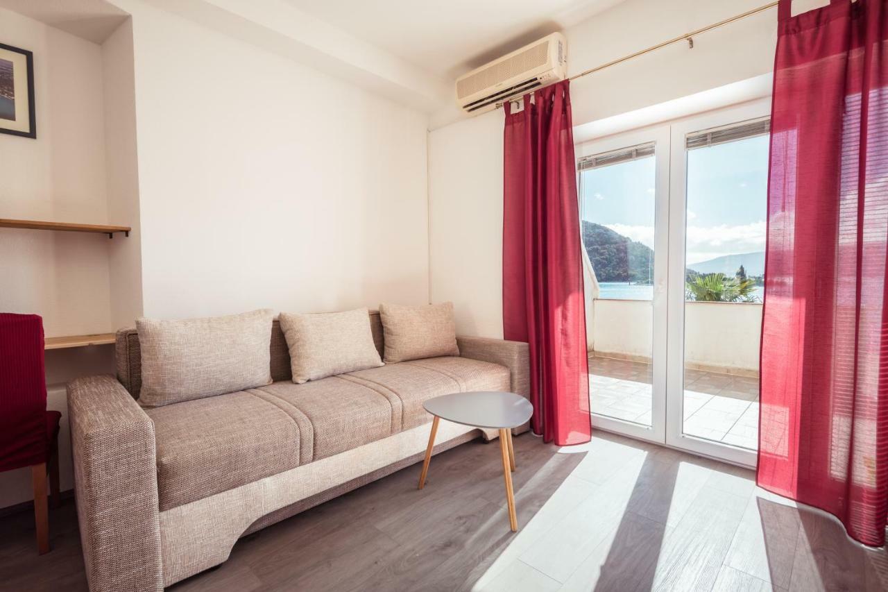 Marinus Apartments Blace Εξωτερικό φωτογραφία